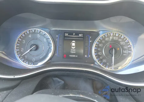 2015 Chrysler 200 Limited из США, поврежденный, VIN 1C3CCCAB3FN600033